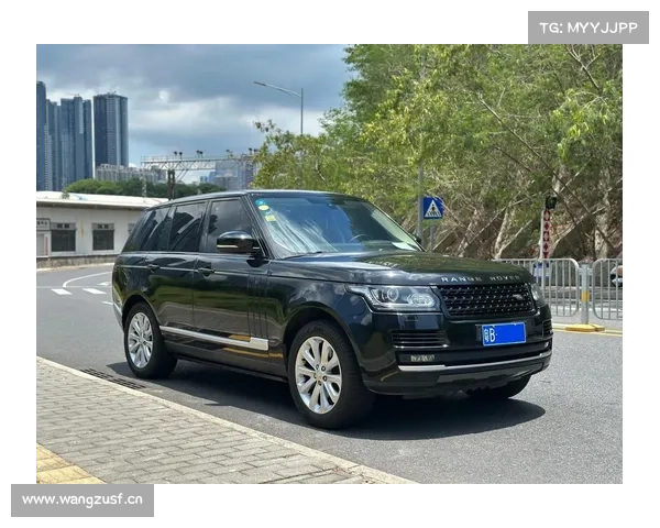 为什么路虎揽胜行政版是“大哥”首选?解析百万级SUV的标杆魅力 为什么路虎揽胜行政版是“大哥”首选?解析百万级SUV的标杆魅力